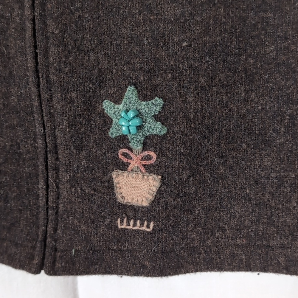 Woolrich Lambswool Brown Full Zip Sweater Vest Floral Beaded Applique Size Large - Picture 4 of 6